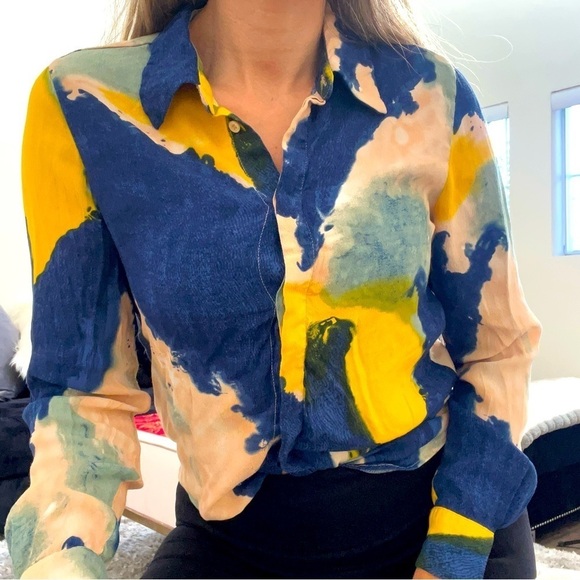 Women’s Tie Dye Button Up V Neckline Blouse Top Size S - Picture 3 of 11